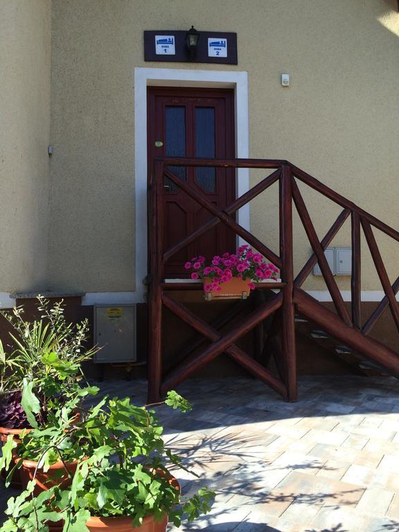 Gostilna Turk Hotel Hotedrsica ภายนอก รูปภาพ